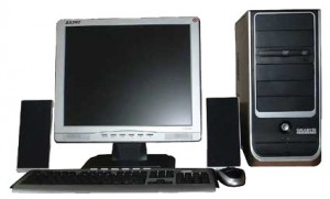 Sebuah contoh khas dari komputer multimedia.  Layar memiliki speaker internal dan selain itu, tim memiliki speaker eksternal untuk meningkatkan kualitas suara.